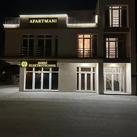 Janjic 3* ズヴォルニク