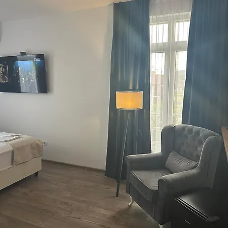 Janjic モーテル 3*