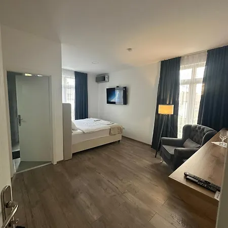 Janjic モーテル 3*